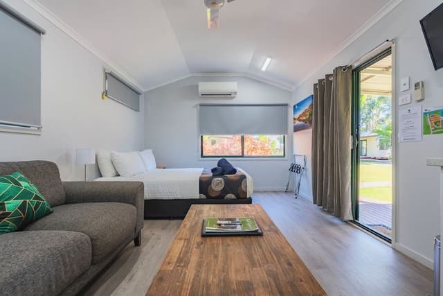 Poolside Ensuite Cabin