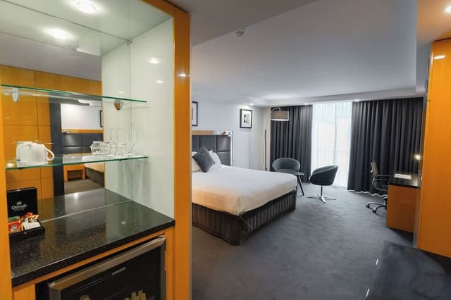 Superior King Room