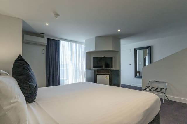 Standard Spa Room