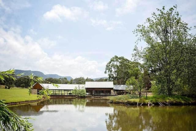 House, 4 Bedrooms