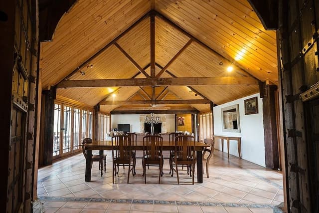 Premium House, 4 Bedrooms