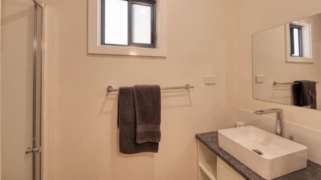 Standard Cabin, Lake View