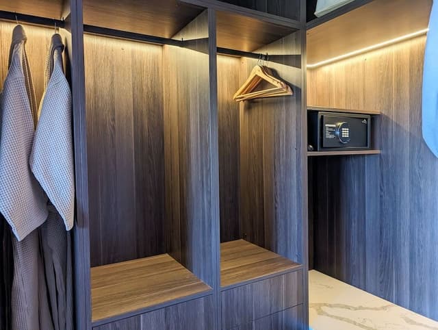 Signature Studio Suite, 1 King Bed