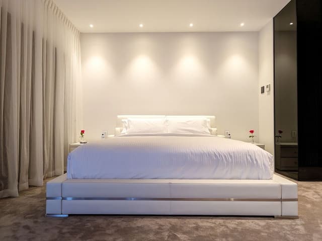Signature Studio Suite, 1 King Bed