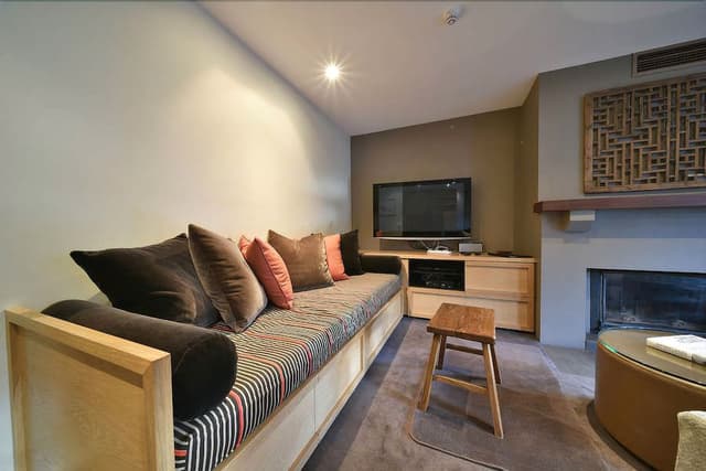 Superior Apartment, 2 Bedrooms, Mountain View, Mountainside