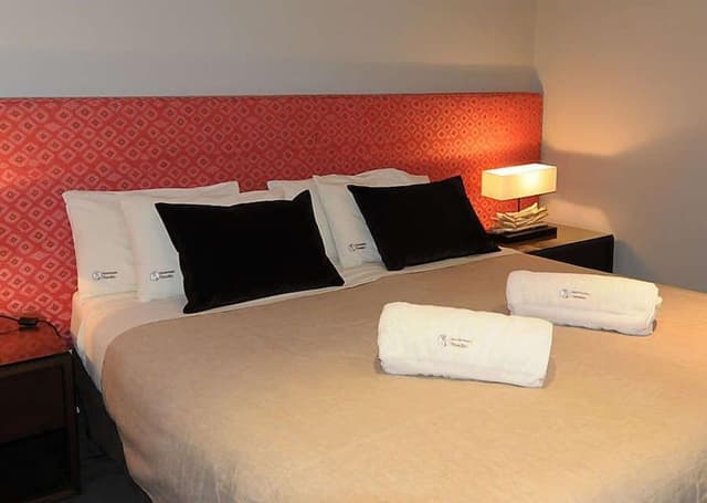 Superior Apartment, 2 Bedrooms, Mountain View, Mountainside