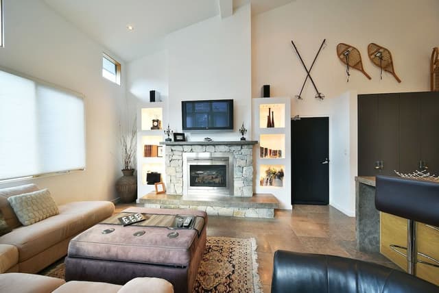 Superior Chalet, 3 Bedrooms, Mountain View, Slope side