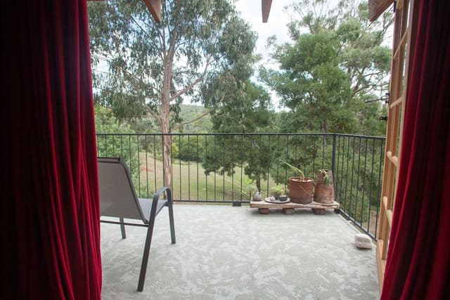 Villa, Mountain View