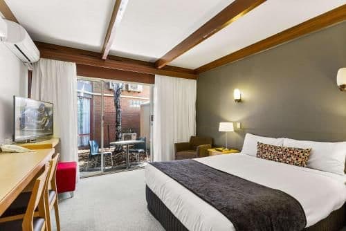1 Queen Bed, Nonsmoking