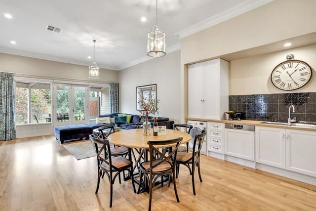 Apartment, 3 Bedrooms, 2 Bathrooms