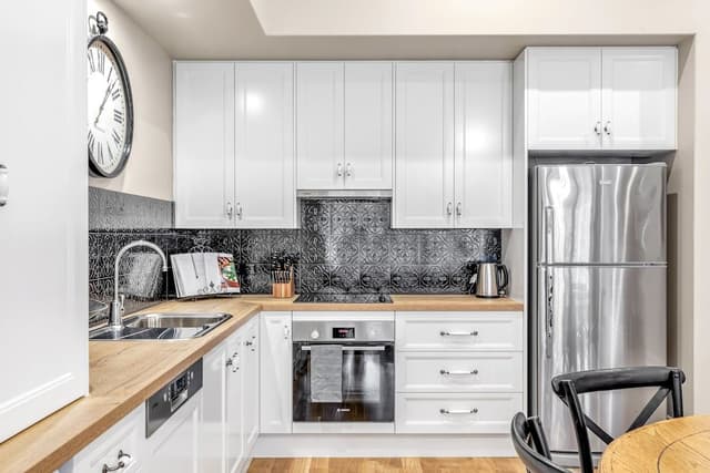 Apartment, 3 Bedrooms, 2 Bathrooms