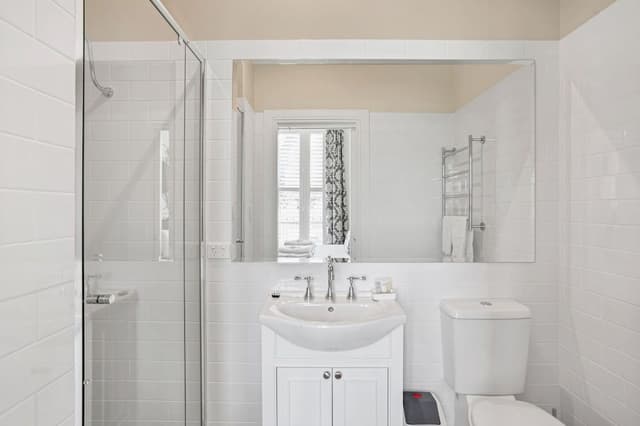 Apartment, 3 Bedrooms, 2 Bathrooms