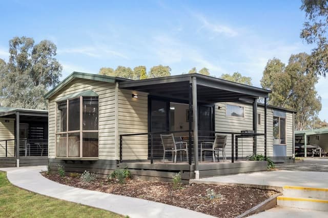 Deluxe Riverview Cabin