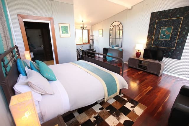 Romantic Villa, 1 King Bed, Bathtub, Valley View