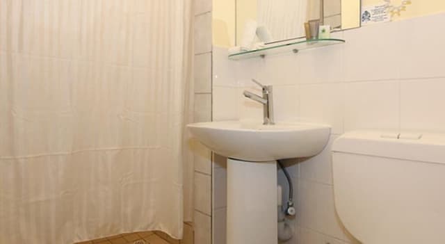 Queen Room with Kitchenette