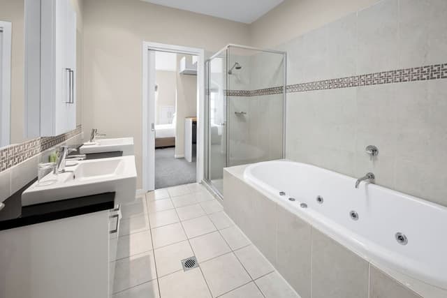 Middle Island 2 Bedroom Penthouse