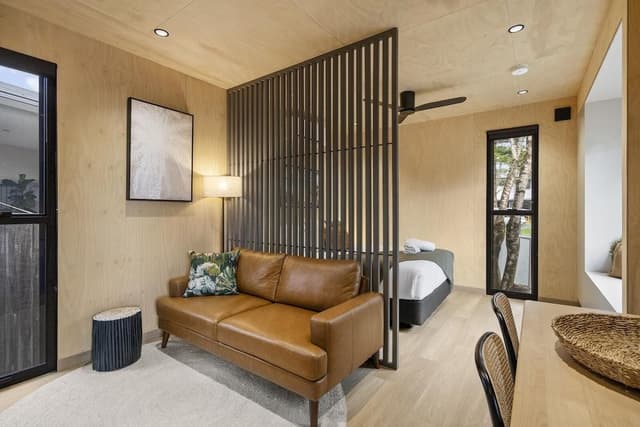 Duplex Studio Pod