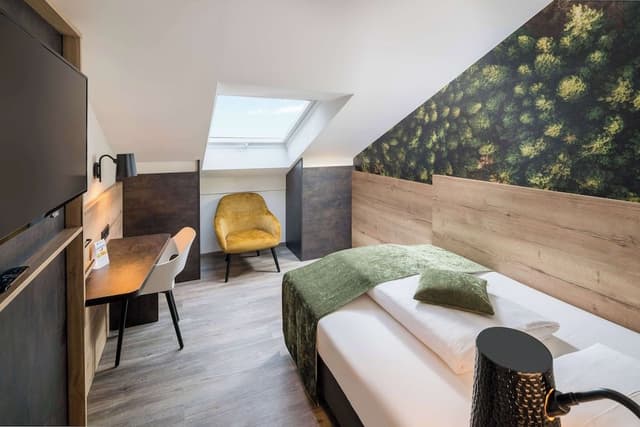 Standard Single Room