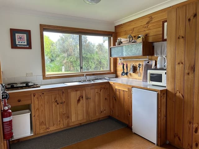 Comfort Studio Suite, 1 Queen Bed, Non Smoking, Garden View