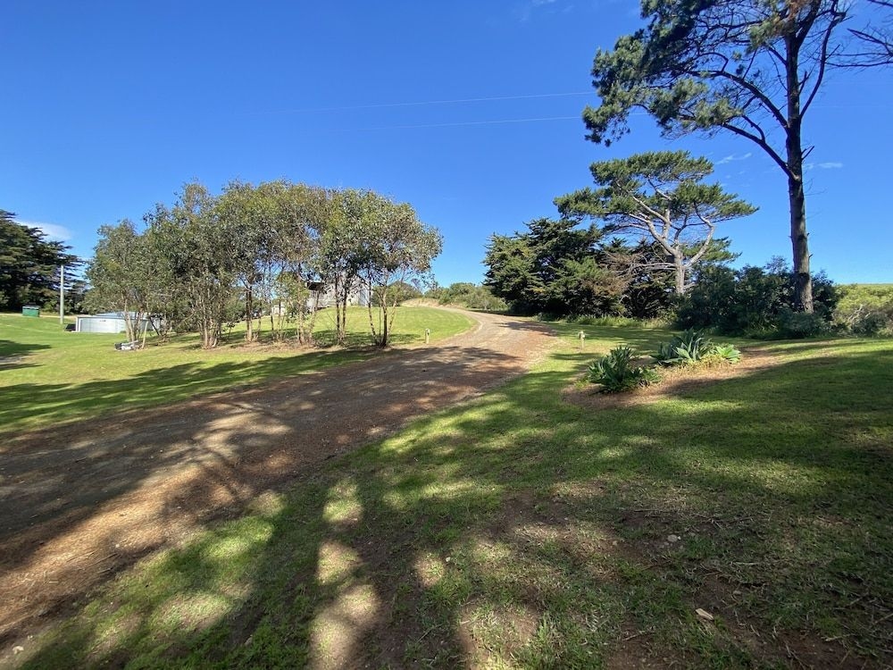 Clifton Beach Lodge2