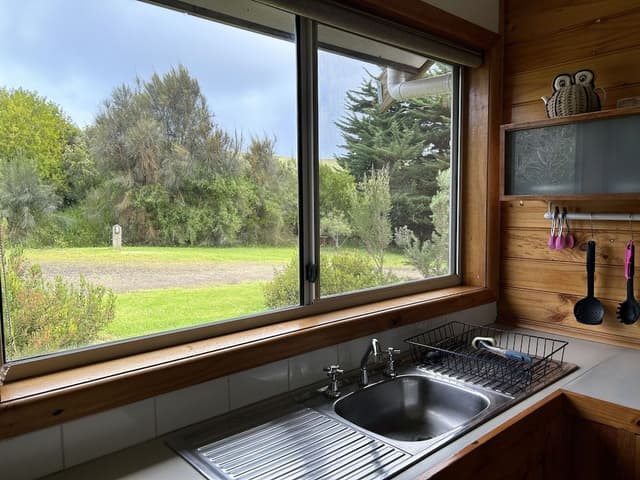 Comfort Studio Suite, 1 Queen Bed, Non Smoking, Garden View