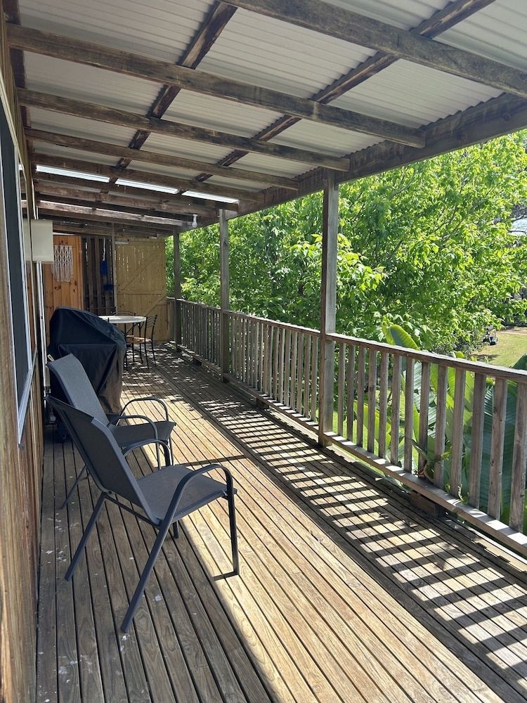 Clifton Beach Lodge1