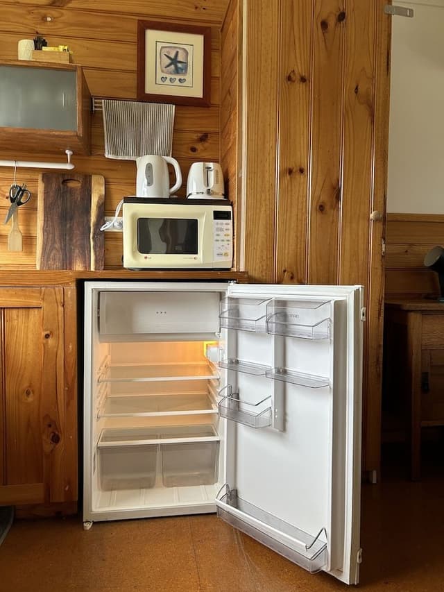 Comfort Studio Suite, 1 Queen Bed, Non Smoking, Garden View