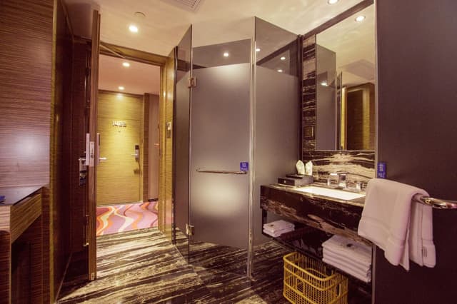 Superior Queen Room