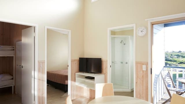 2 Bedroom Cabin