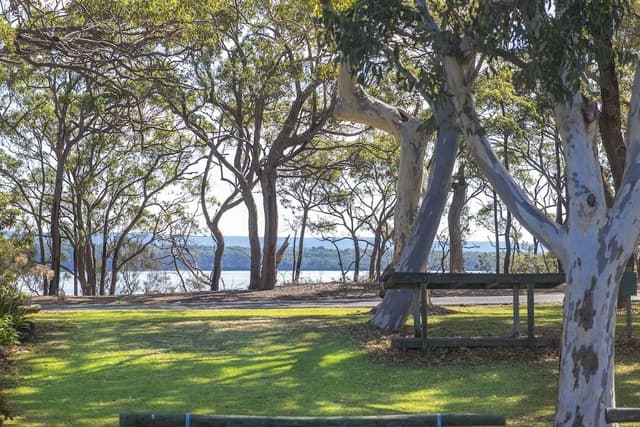 Lakeside Cabin, Sleeps 6