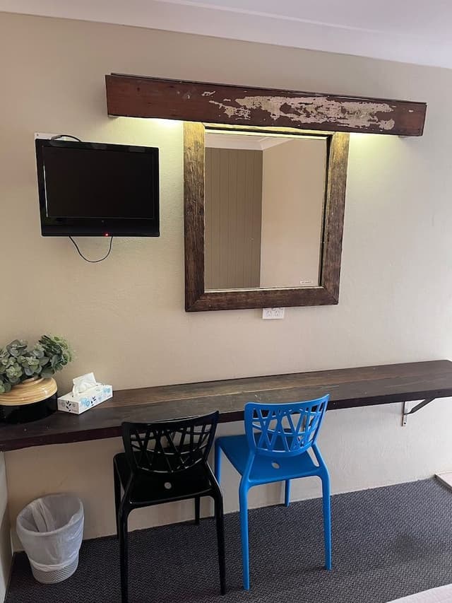 Room (1 Double & 3 Single Beds)