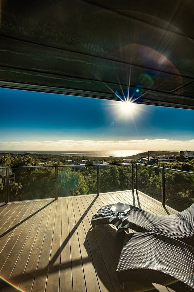 Luxury House, 3 Bedrooms, Ocean View, Beachside