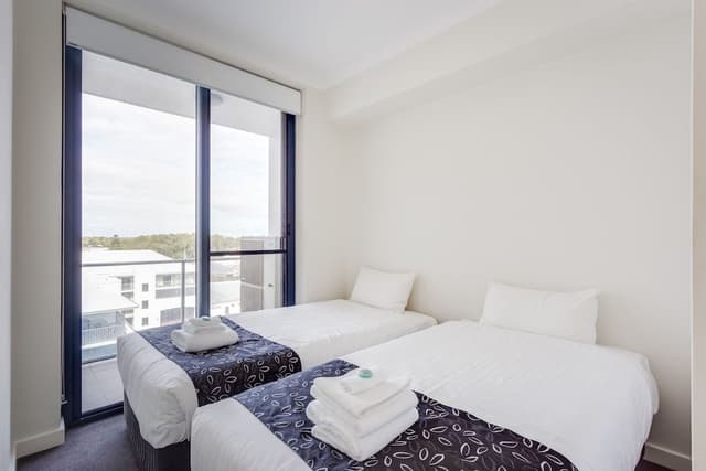 3 Bedroom Executive Ocean View Apartment