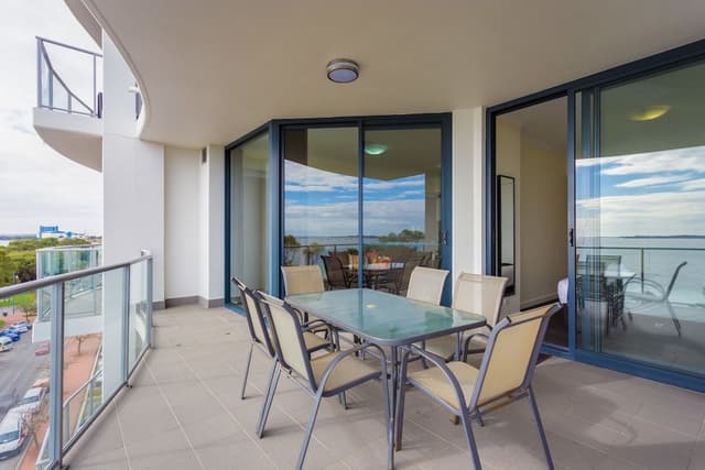 3 Bedroom Executive Ocean View Apartment