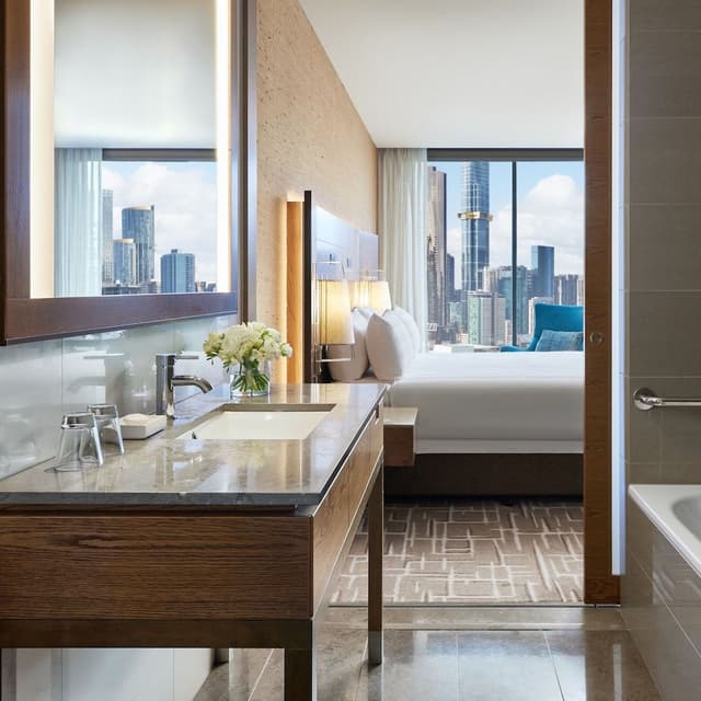 Pacific Club Room (Pacific Club Access)