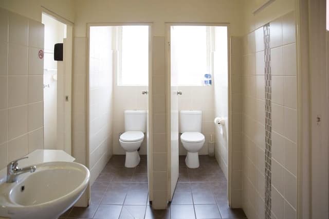 Standard Twin Room, Shared Bathroom