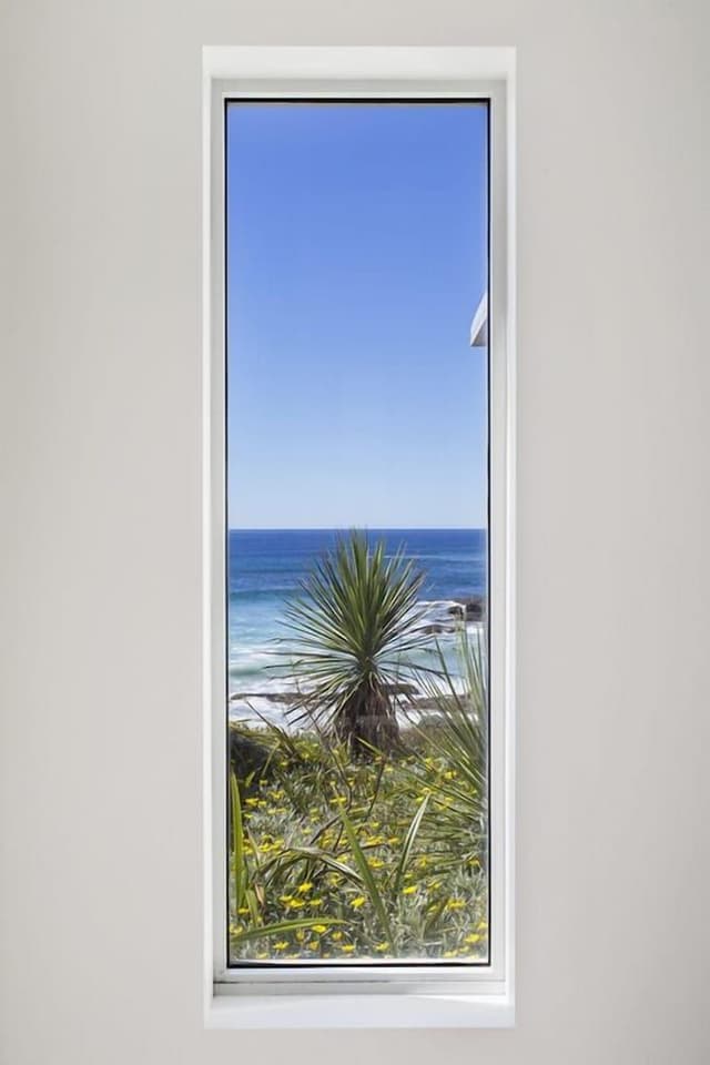 Luxury Villa, 2 Bedrooms, Sea View, Oceanfront