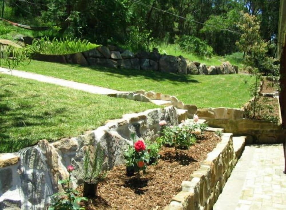 Singleton's Retreat near Wiseman's Ferry3
