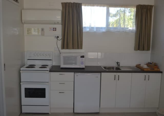 Queen Room with Kitchenette