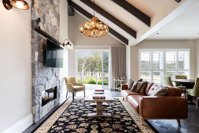 Grand Villa, 1 King Bed, Fireplace, Mountain View