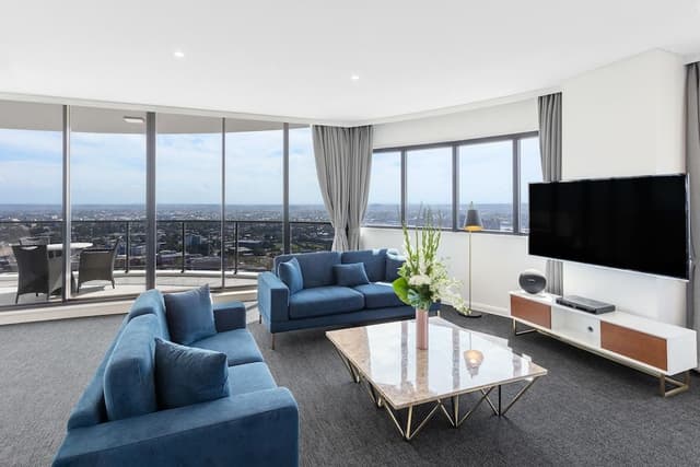 3 Bedroom Summit Penthouse