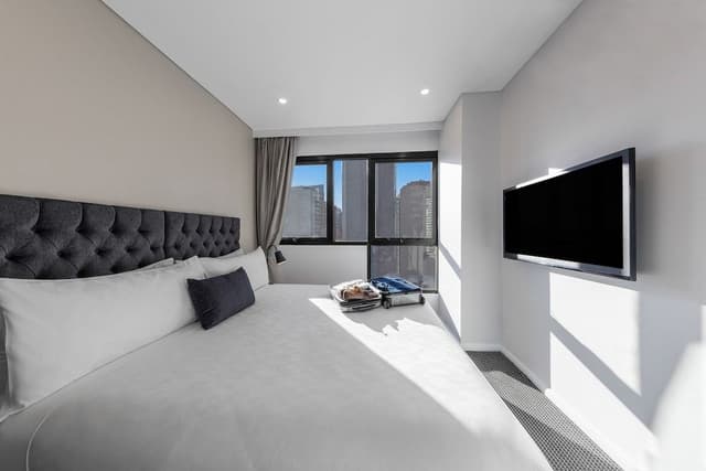 2 Bedroom Suite