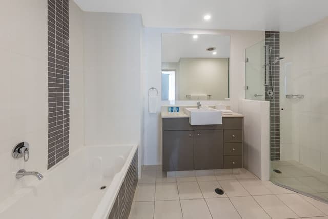 2 Bedroom Suite