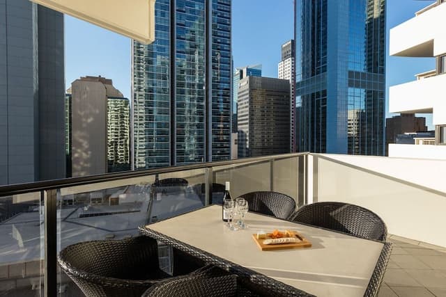 2 Bedroom Suite