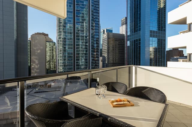 2 Bedroom Suite