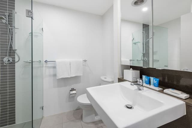 2 Bedroom Suite