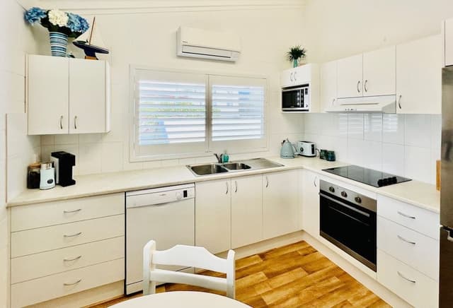 Deluxe Apartment, 2 Bedrooms, Kitchen (Captain’s Bridge)