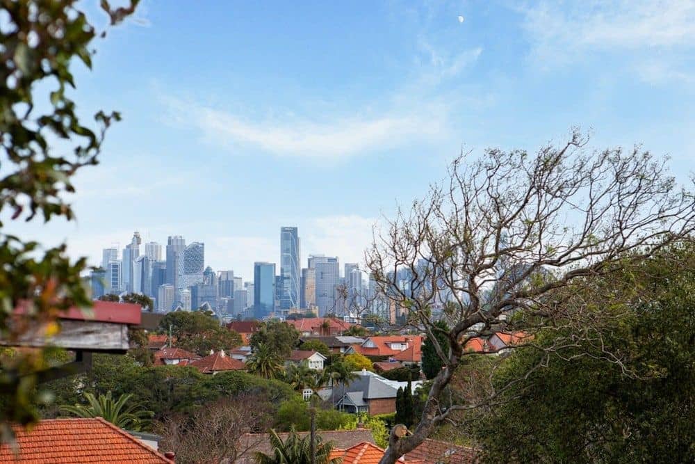 Huge Harbour View Apartment In Historic Home Huge Harbour View Apartment In Historic Home