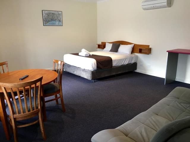 Standard Family Room