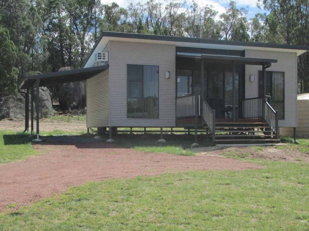 Just Red Wines Cabins2